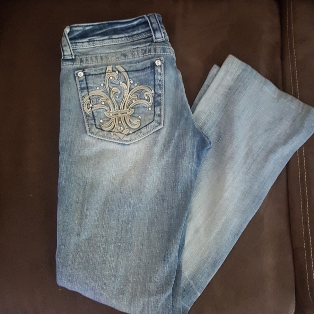 Miss Me 26 fluer de lis Rodeo Cowgirl bootcut 30" inseam Petite